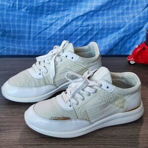 Aldo sneaker white with gold details men's size 10